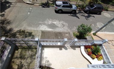 Venta Edificio Bifamiliar urbanización (ingenio III) Santiago de Cali