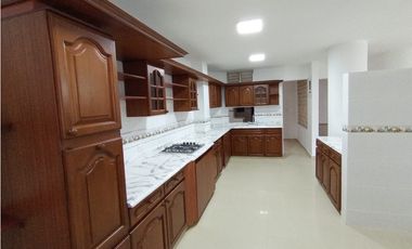 Venta Edificio Bifamiliar urbanización (ingenio III) Santiago de Cali