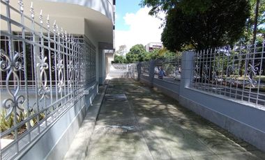 Venta Edificio Bifamiliar urbanización (ingenio III) Santiago de Cali
