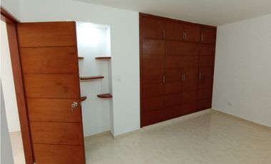 Venta Edificio Bifamiliar urbanización (ingenio III) Santiago de Cali