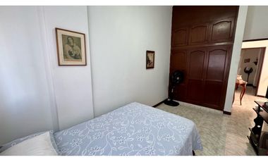 Casa de dos pisos en venta - Barrio Quintas de Las Américas Palmira