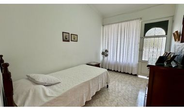 Casa de dos pisos en venta - Barrio Quintas de Las Américas Palmira