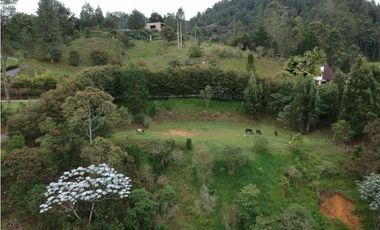 Venta de Lote en Condominio El Retiro sector Fizebad Las Palmas