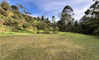 Venta de Lote en Condominio El Retiro sector Fizebad Las Palmas