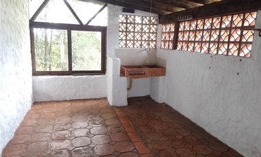 FINCA EN ARRIENDO EL CARMEN DE VIBORAL