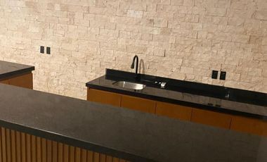 CASA EN VENTA PRIVADA BOSQUES DE ALTABRISA MERIDA 5 RECAMARAS ESTUDIO Y ALBERCA