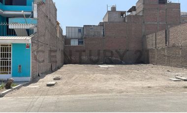 Terreno Residencial en Zona Exclusiva de Comas