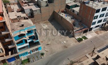 Terreno Residencial en Zona Exclusiva de Comas