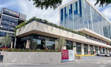 Oficina en Zona Jurica Excelente Oportunidad