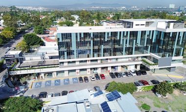 Oficina en Zona Jurica Excelente Oportunidad