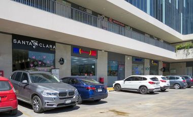 Oficina en Jurica con Area Comercial