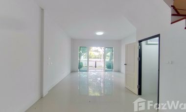 3 Bedroom Townhouse for sale at Modern Townhome