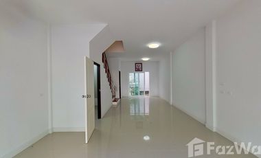 3 Bedroom Townhouse for sale at Modern Townhome