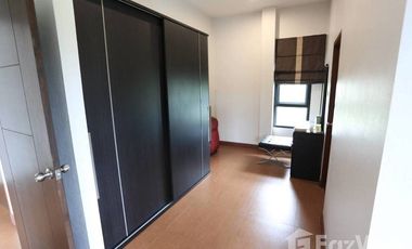 5 Bedroom House for sale at Tropical Regent 1