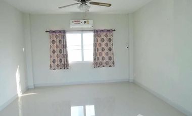 2 Bedroom Townhouse for sale at Biz Point 9