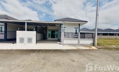 3 Bedroom House for sale at Suksomruethai House