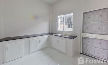3 Bedroom House for sale at Suksomruethai House