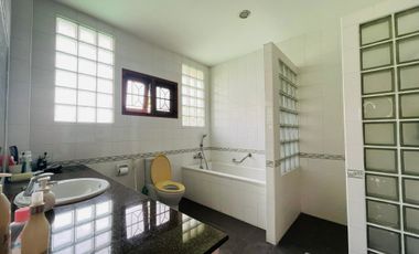 4 Bedroom House for sale at World Club Land