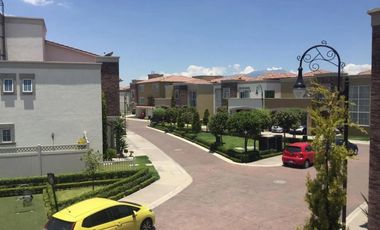 RENTA DE CASA EN RESIDENCIAL PORTOFINO EN METEPEC
