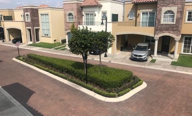 RENTA DE CASA EN RESIDENCIAL PORTOFINO EN METEPEC