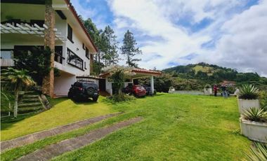 CASA DE CAMPO EN ALTOS DEL MARIA 2378MT cv