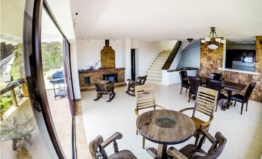 CASA DE CAMPO EN ALTOS DEL MARIA 2378MT cv