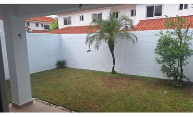 VENTA CASA EN PH QUINTAS DE VERSALLES