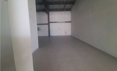 ALQUILO LOCAL EN COSTA VERDE CENTRO COMERCIAL UNIPLAZA 77MTS