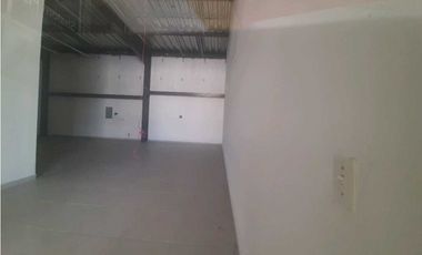 ALQUILO LOCAL EN COSTA VERDE CENTRO COMERCIAL UNIPLAZA 77MTS