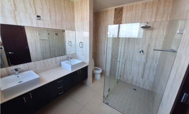VENTA APARTAMENTO NUEVO EN COSTA DEL ESTE 242 M2 PH BREEZE KAF