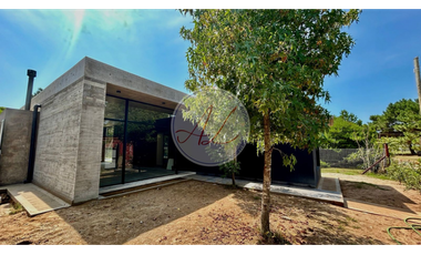 CASA / CORBETA CEFIRO Y ARCACHÓN