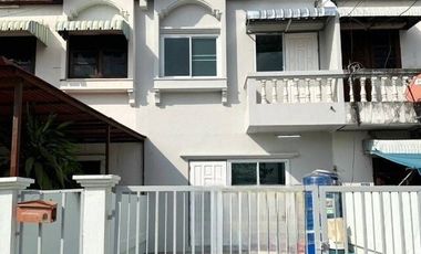 3 Bedroom Townhouse for sale in Ban Pet, Khon Kaen