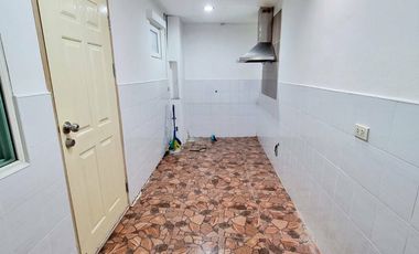 2 Bedroom Townhouse for sale at Novo Ville Wongwaen-Lumlukka Klong 5