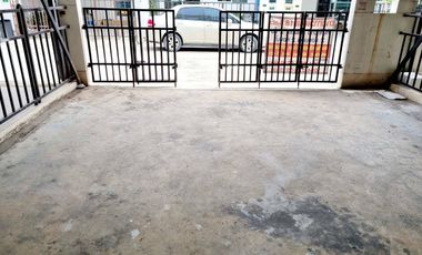 2 Bedroom Townhouse for sale at Novo Ville Wongwaen-Lumlukka Klong 5