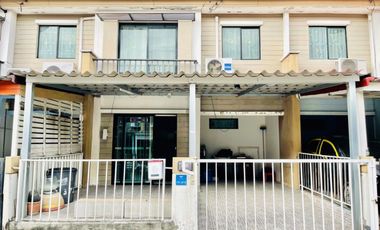 3 Bedroom Townhouse for sale at Baan Pruksa 79
