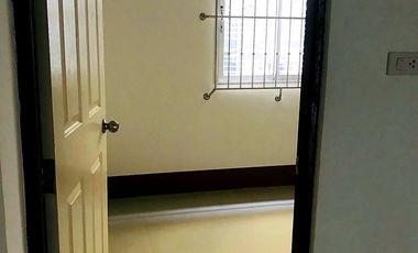 5 Bedroom Townhouse for sale at Yonlada Ville 1