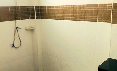 5 Bedroom Townhouse for sale at Yonlada Ville 1