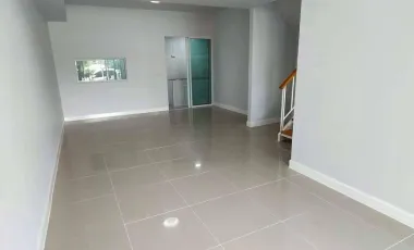 3 Bedroom Townhouse for sale at The Colors Rangsit-Klong 4