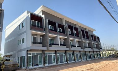 4 Bedroom Townhouse for sale at D Square