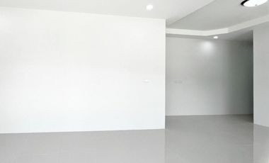 4 Bedroom House for sale at Baan Sethi Sena
