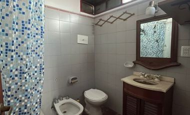 Casa en alquiler en Haedo Norte