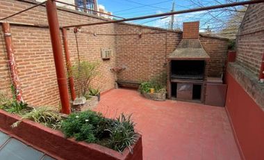 Casa en alquiler en Haedo Norte