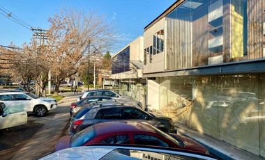 Local comercial en arriendo en VITACURA