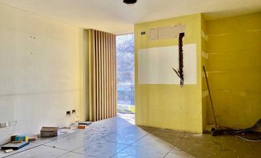Local comercial en arriendo en VITACURA