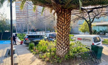 Local comercial en arriendo en VITACURA
