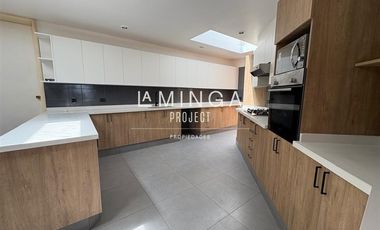 Casa en Venta en Lo Curro