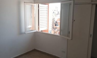 Alquiler Departamento 1 dormitorio balcón en Alberdi $400.000 finales.