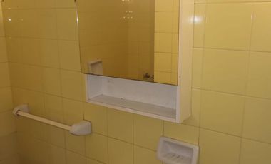 Alquiler Departamento 1 dormitorio balcón en Alberdi $400.000 finales.