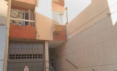 Alquiler Departamento 1 dormitorio balcón en Alberdi $400.000 finales.