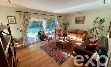 Casa en Venta en Condominio Las Bandadas